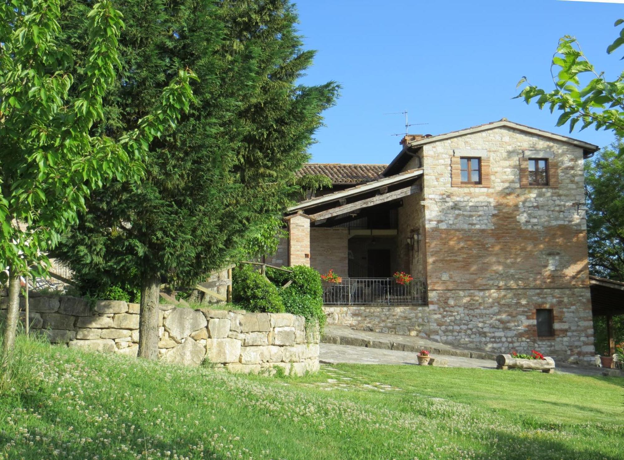 Agriturismo Casale Delle Lucrezie Todi Buitenkant foto