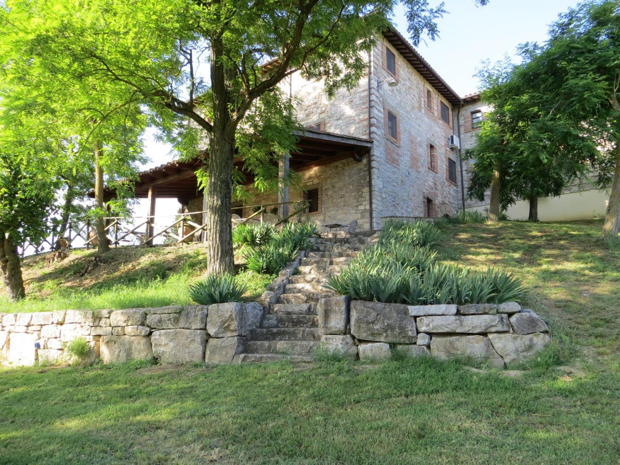 Agriturismo Casale Delle Lucrezie Todi Buitenkant foto