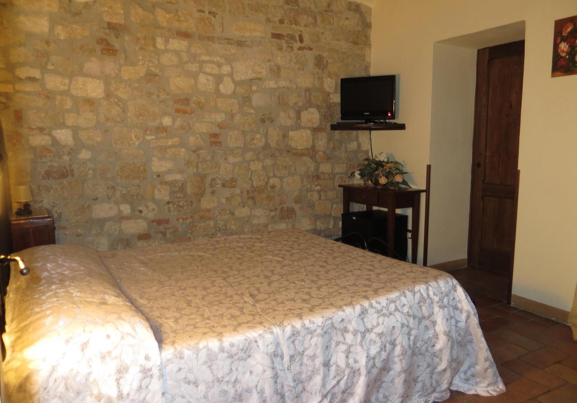 Agriturismo Casale Delle Lucrezie Todi Buitenkant foto